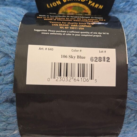 Lion Brand Wool-Ease Thick & Quick Yarn in SKY BLUE 6oz Ea - Picture 8 of 9